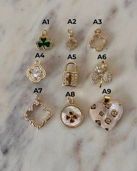 CHARM BAR Clover Charms