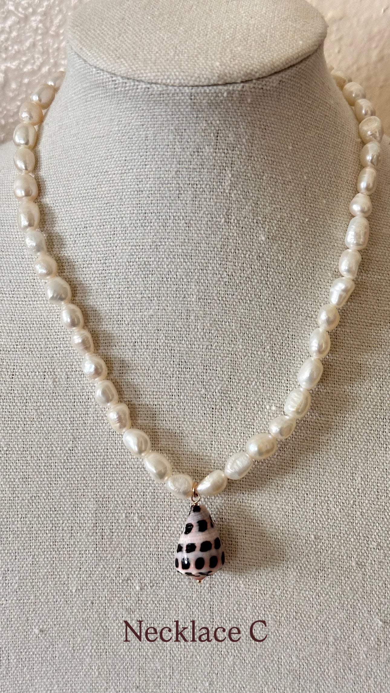 Island Honey Necklace