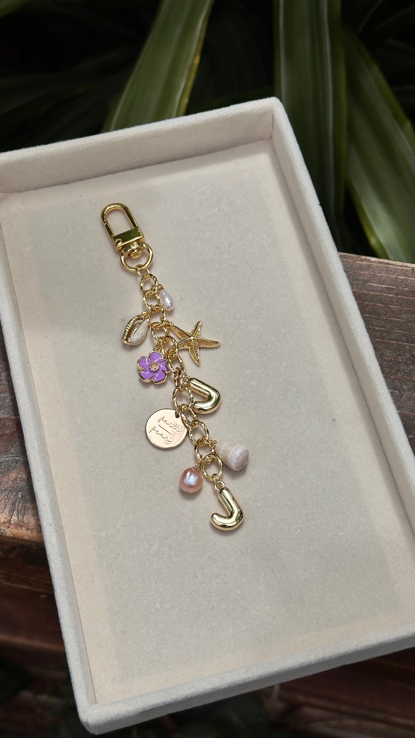 CHARM BAG / KEYCHAIN