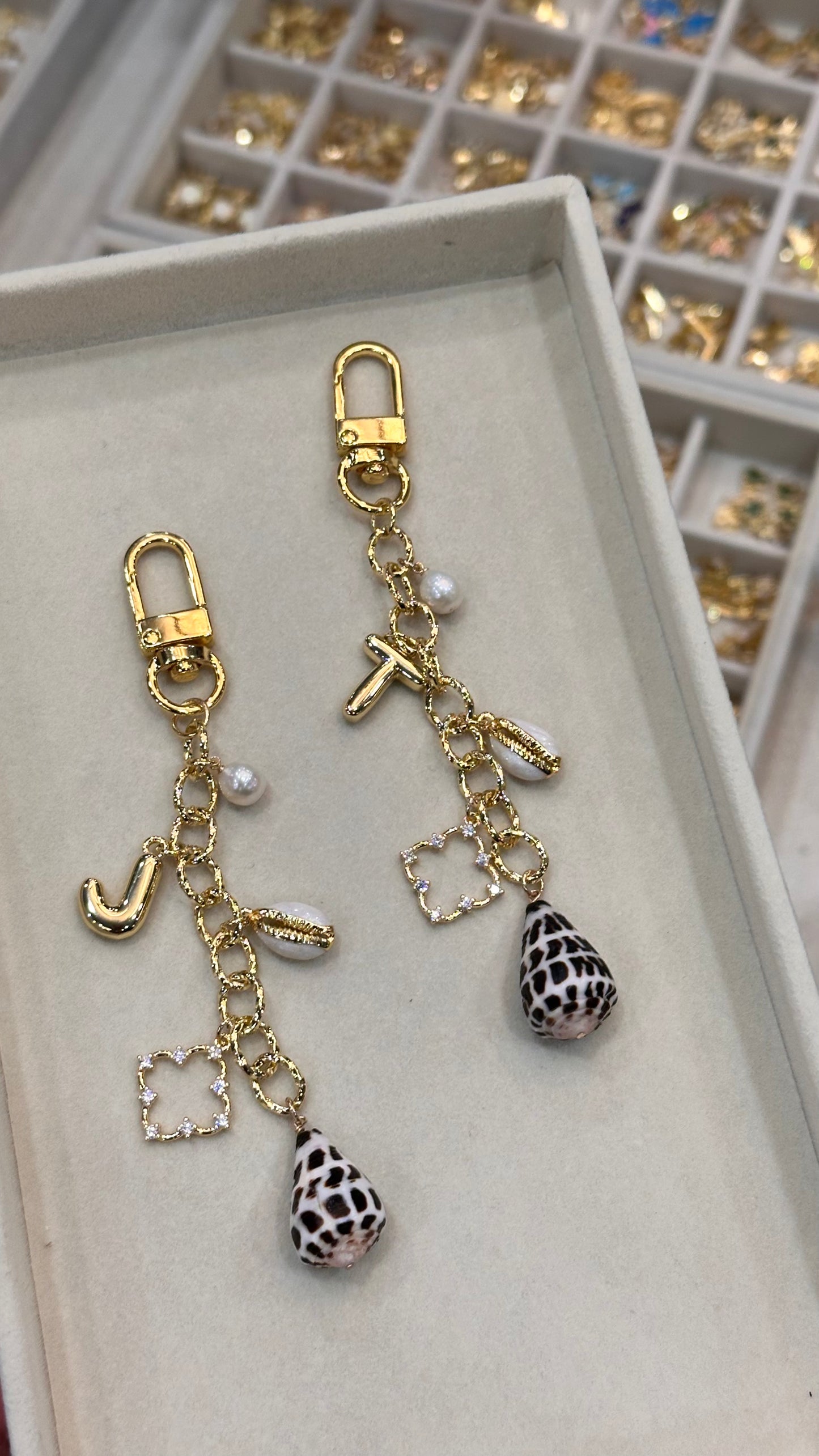 CHARM BAG / KEYCHAIN