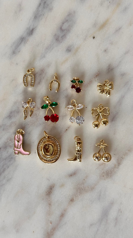 CHARM BAR Cowgirl