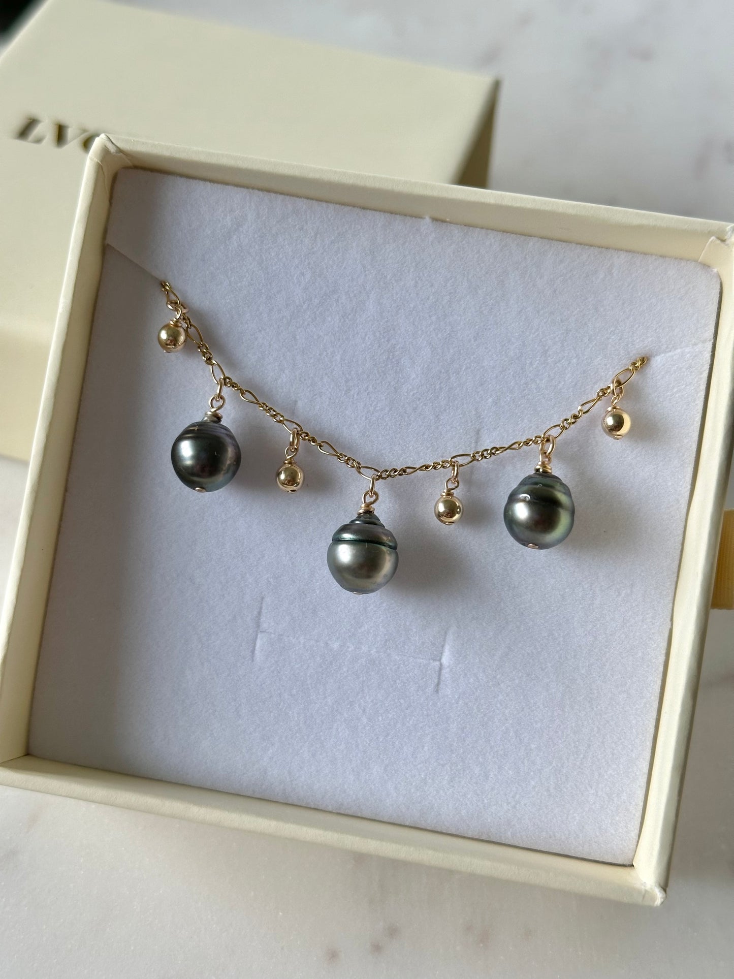 Elara Tahitian Necklace