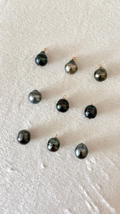 Charm Bar Tahitian Pearls