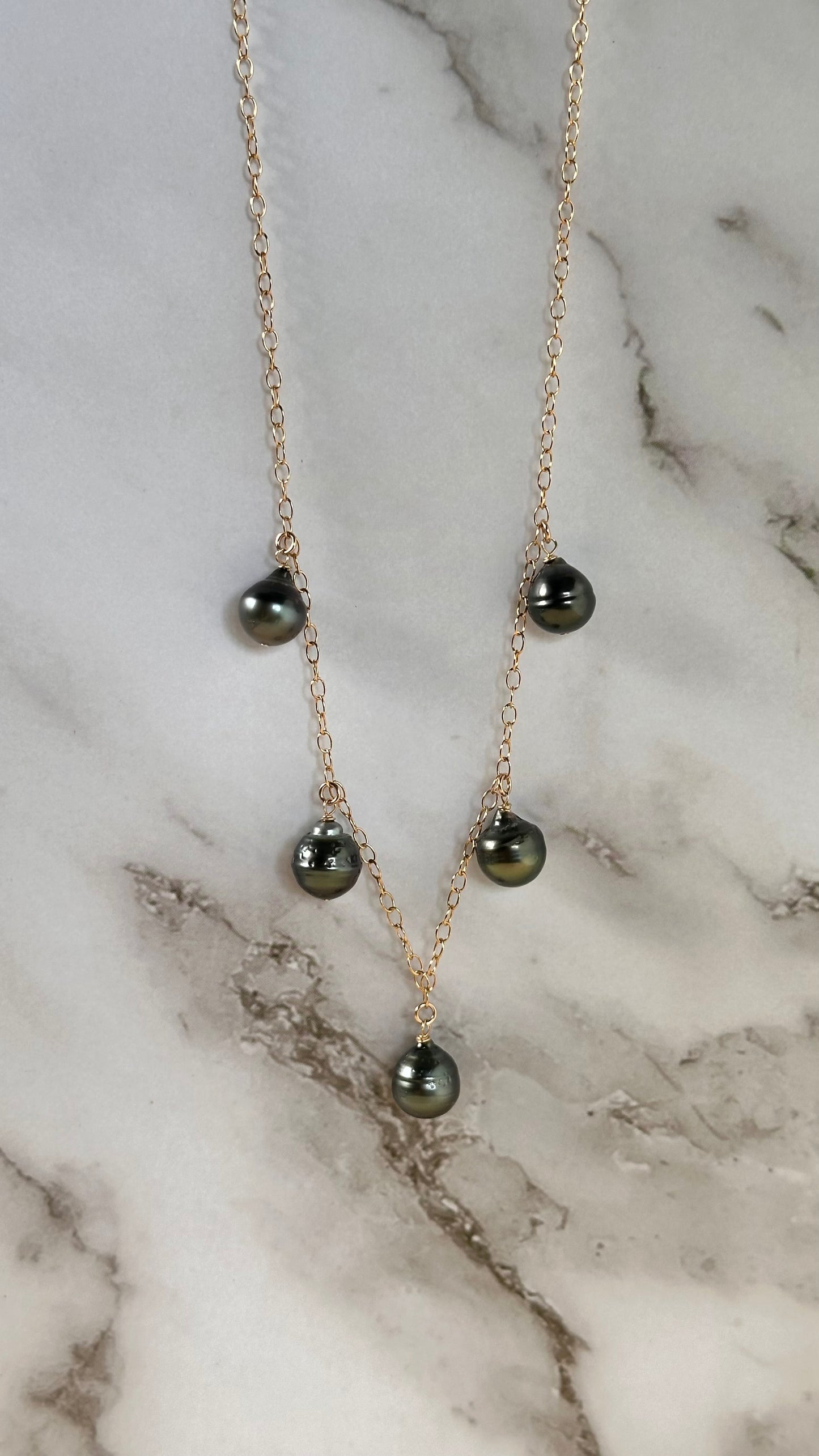 Sarai Tahitian Necklace