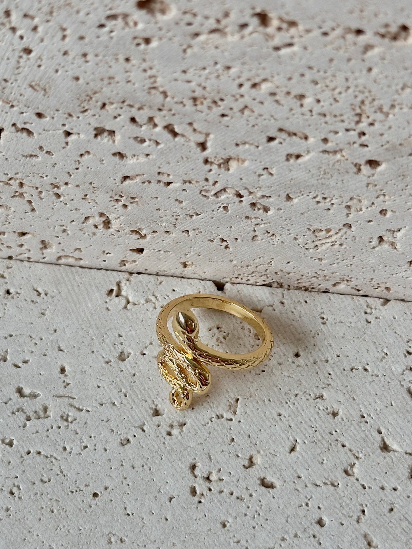 Viper Ring