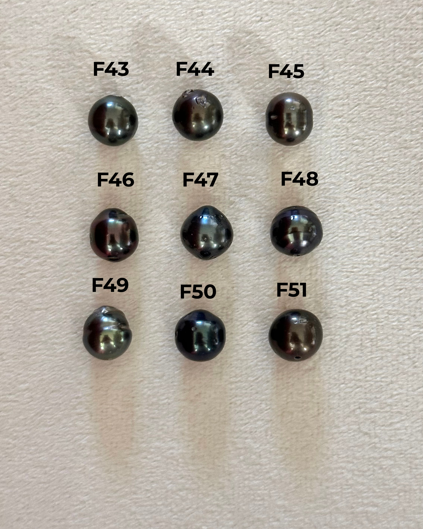 Charm Bar Tahitian Pearls