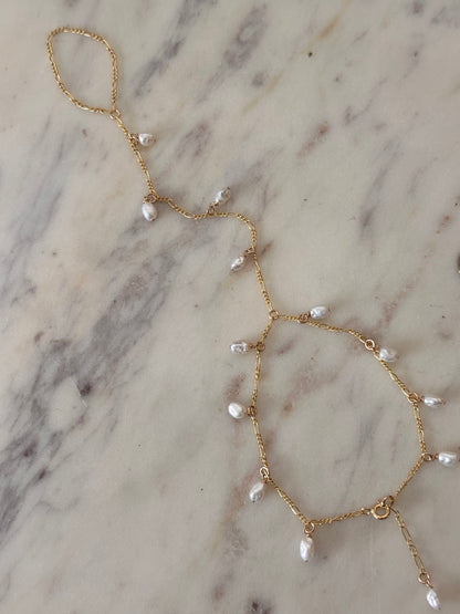 Keshi Handchain