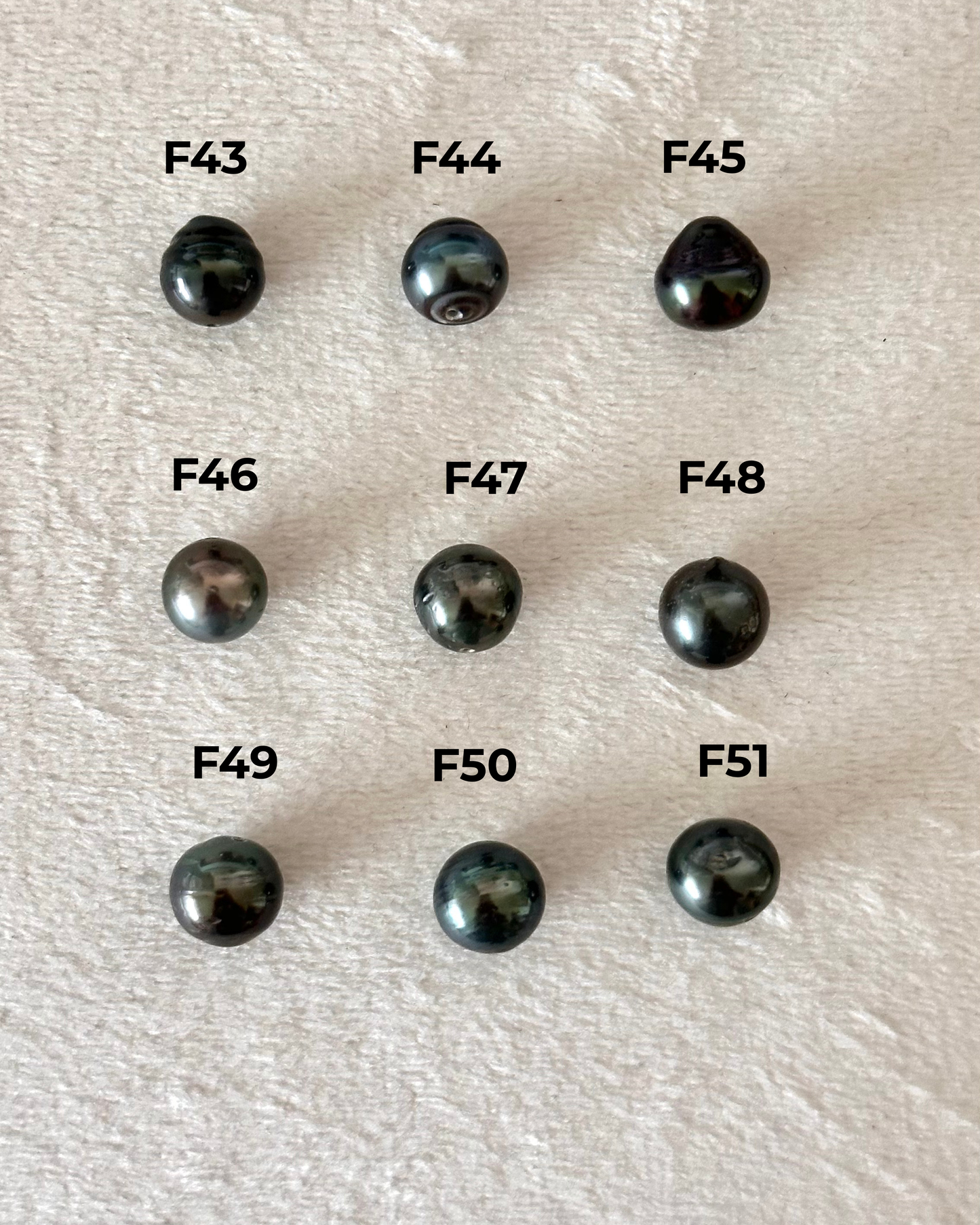 Charm Bar Tahitian Pearls